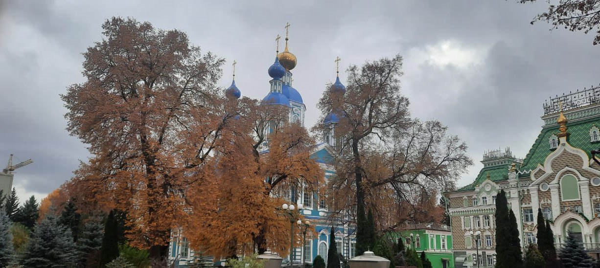 Доброе утро, Тамбов!. По прогнозу синоптиков, сегодня день будет облачным, дождь маловероятен, воздух прогреется до +6 градусов