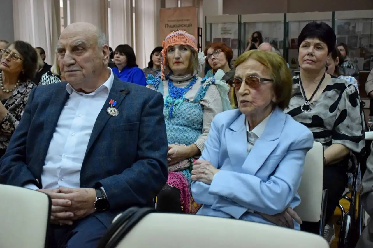 Максим Косенков: Тамбовское отделение Союза писателей России празднует своё 65-летие Максим Косенков: Тамбовское отделение Союза писателей России празднует своё 65-летие