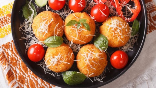 Сицилийские аранчини с мясом затмят даже бабушкины пирожки: без грамма теста