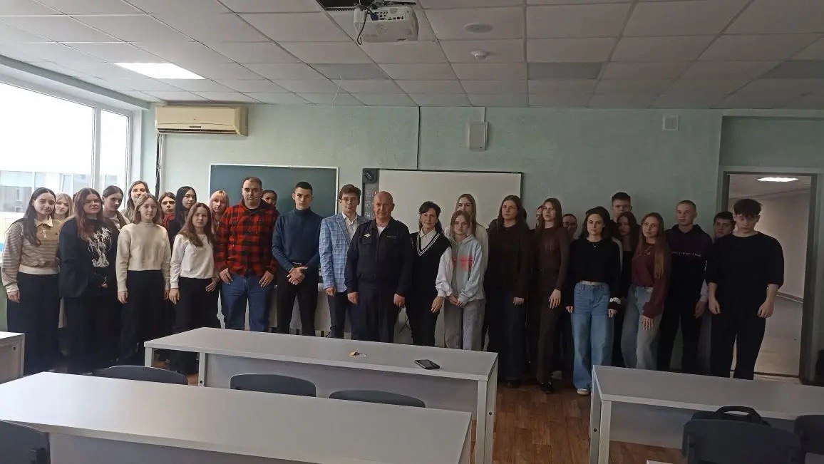 Безопасность на дорогах – общая ответственность: встреча студентов ТГУ им. Г.Р.Державина с Госавтоинспекторами