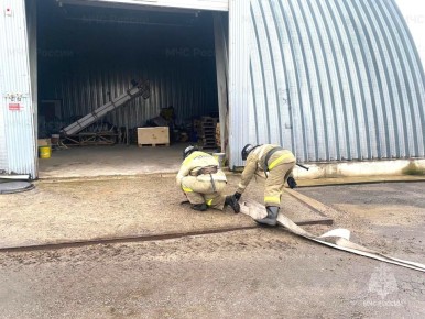 #БудниМЧС. На территории Староюрьевского элеватора проведено пожарно-тактическое учение по тушению условного пожара и проведению аварийно-спасательных работ