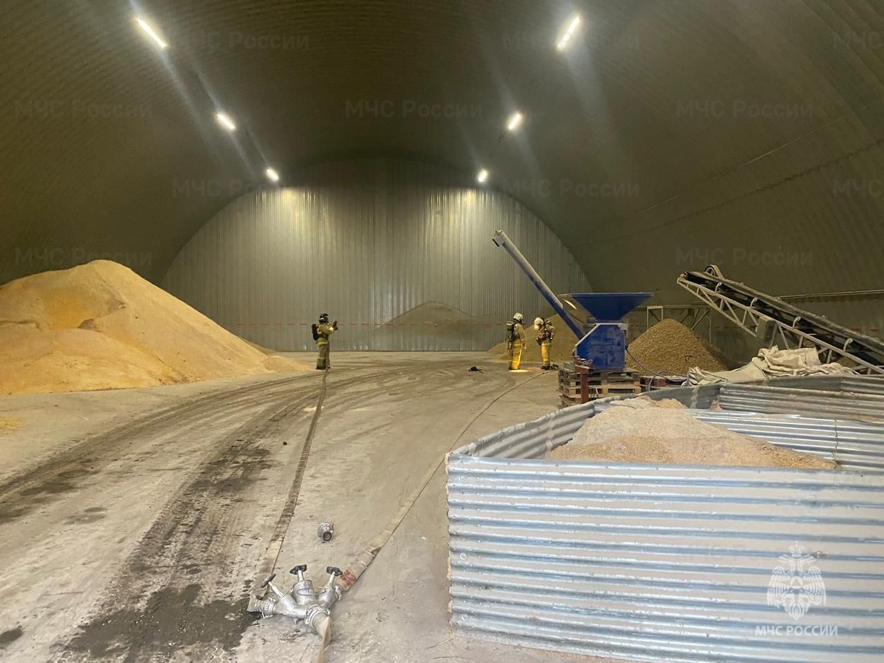 #БудниМЧС. На территории Староюрьевского элеватора проведено пожарно-тактическое учение по тушению условного пожара и проведению аварийно-спасательных работ #БудниМЧС. На территории Староюрьевского элеватора проведено пожарно-тактическое учение по тушению условного пожара и проведению аварийно-спасательных работ