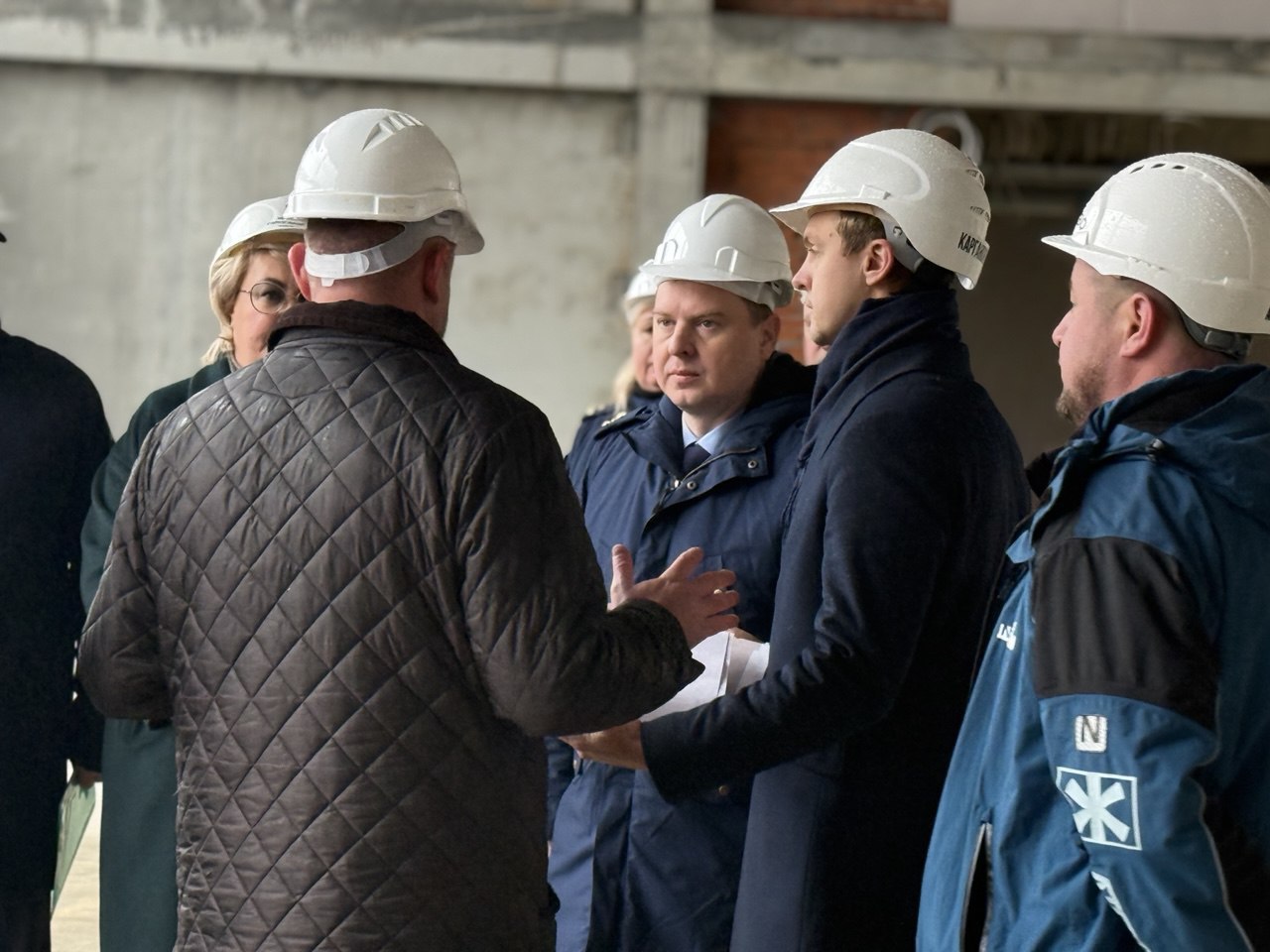 Прокурором Тамбовской области Андреем Кулагиным проведено рабочее совещание на площадке строительства школы на 1100 мест в с. Бокино, в котором приняли участие заместитель главы Тамбовской области Владислав Ставицкий... Прокурором Тамбовской области Андреем Кулагиным проведено рабочее совещание на площадке строительства школы на 1100 мест в с. Бокино, в котором приняли участие заместитель главы Тамбовской области Владислав Ставицкий...