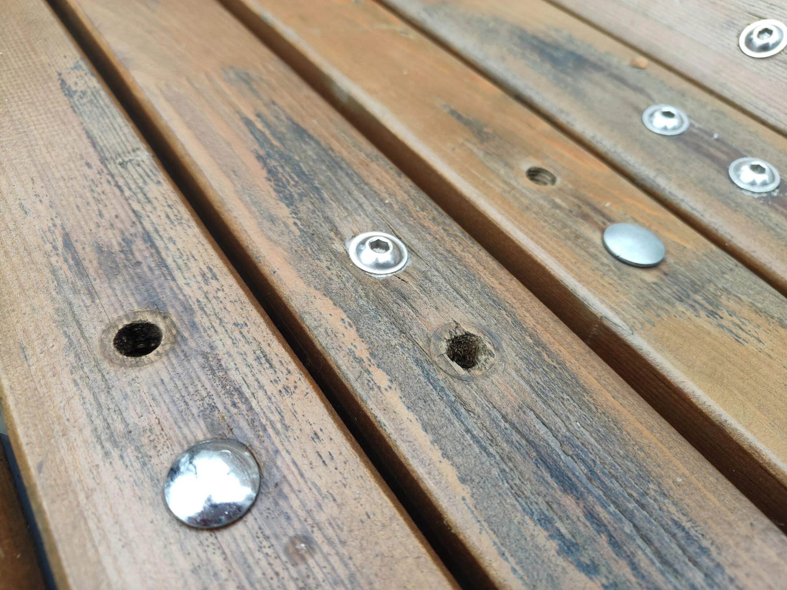 Ремонт скамеек в Тамбове - почти ежедневная строчка в плане работ Дирекции благоустройства и озеленения Ремонт скамеек в Тамбове - почти ежедневная строчка в плане работ Дирекции благоустройства и озеленения