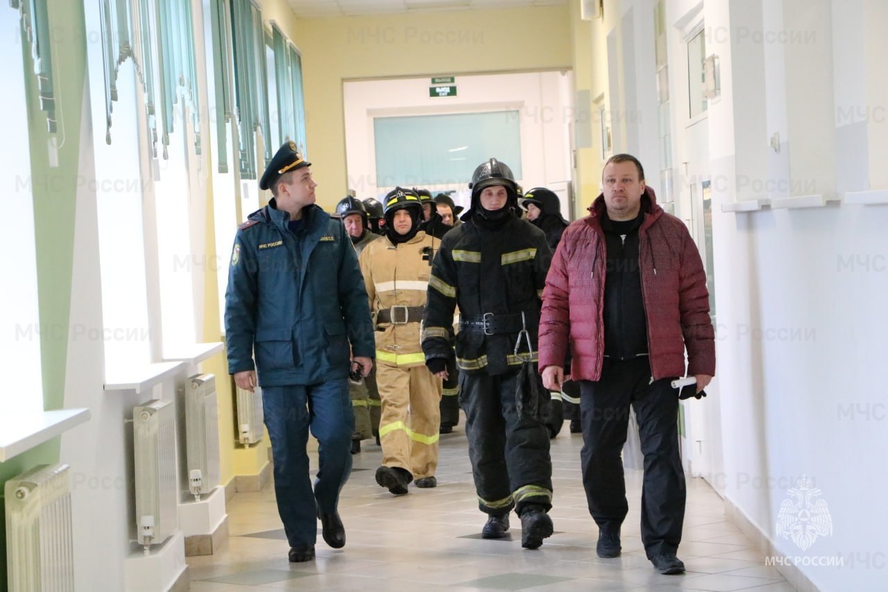 #БудниМЧС. В Рассказовской средней общеобразовательной школе прошло пожарно-тактическое учение по тушению условного пожара #БудниМЧС. В Рассказовской средней общеобразовательной школе прошло пожарно-тактическое учение по тушению условного пожара