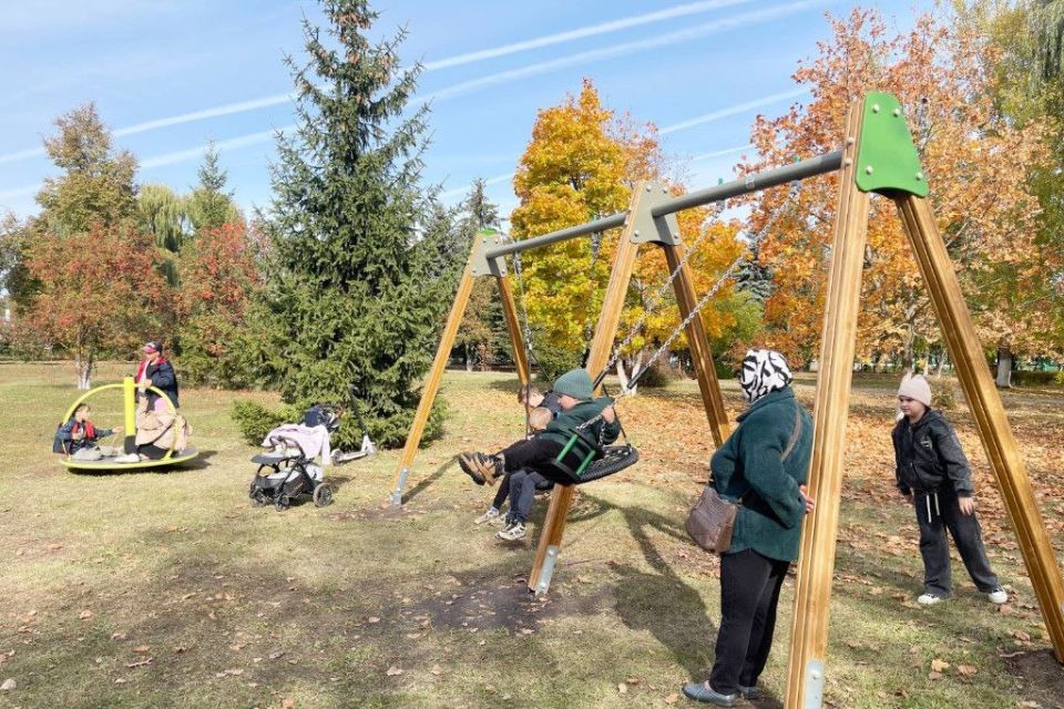  2025               59 43 