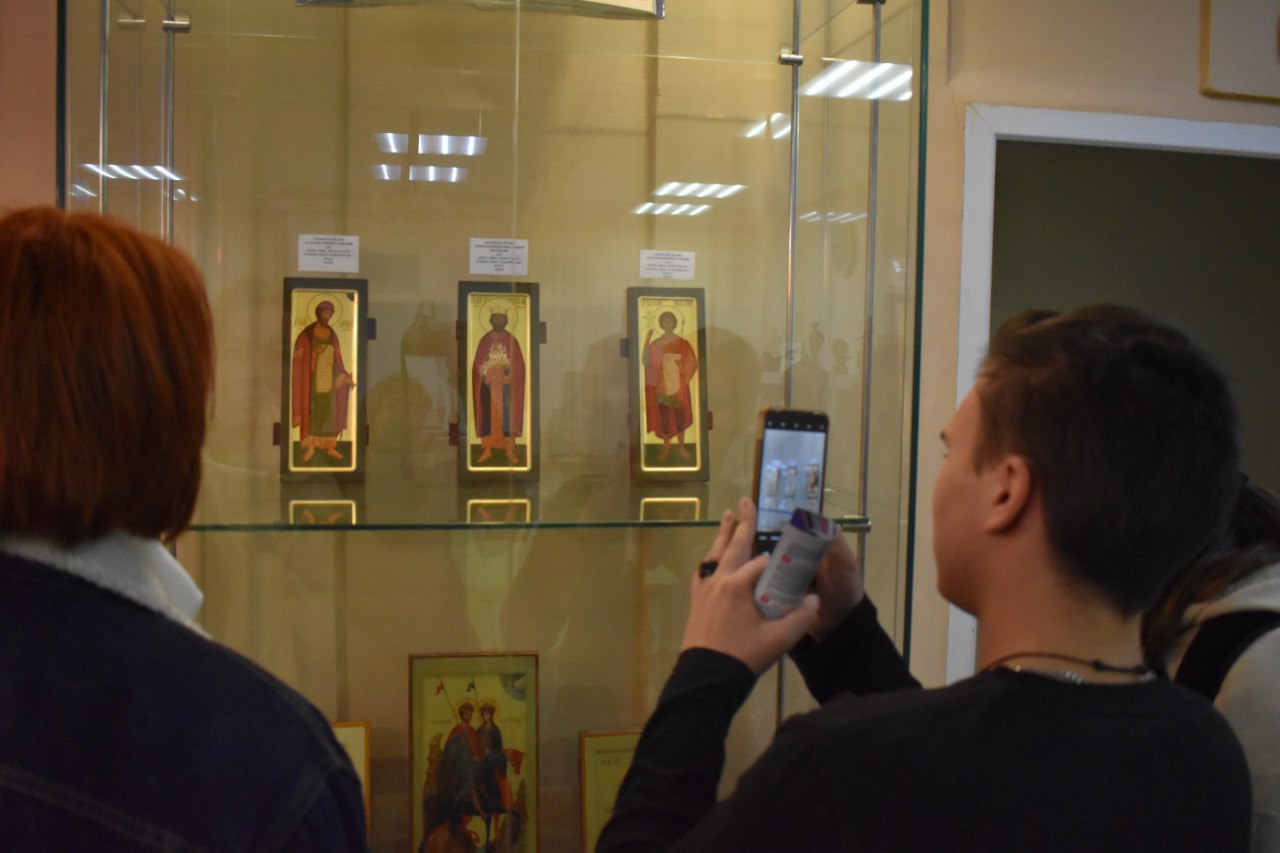 В Тамбове открылась выставка современной иконописи «Святое воинство»