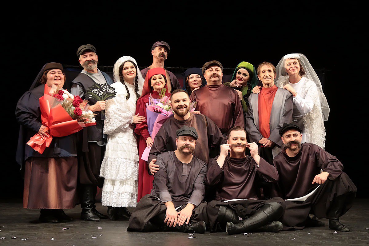 Первый «театр в эвакуации» из Херсона показал искромётные постановки на сцене Тамбовского драмтеатра Первый «театр в эвакуации» из Херсона показал искромётные постановки на сцене Тамбовского драмтеатра