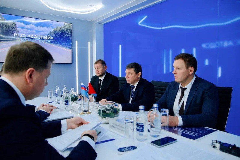 Неделя Евгения Первышова: мосты на транспортной карте и «мосты» общественного диалога