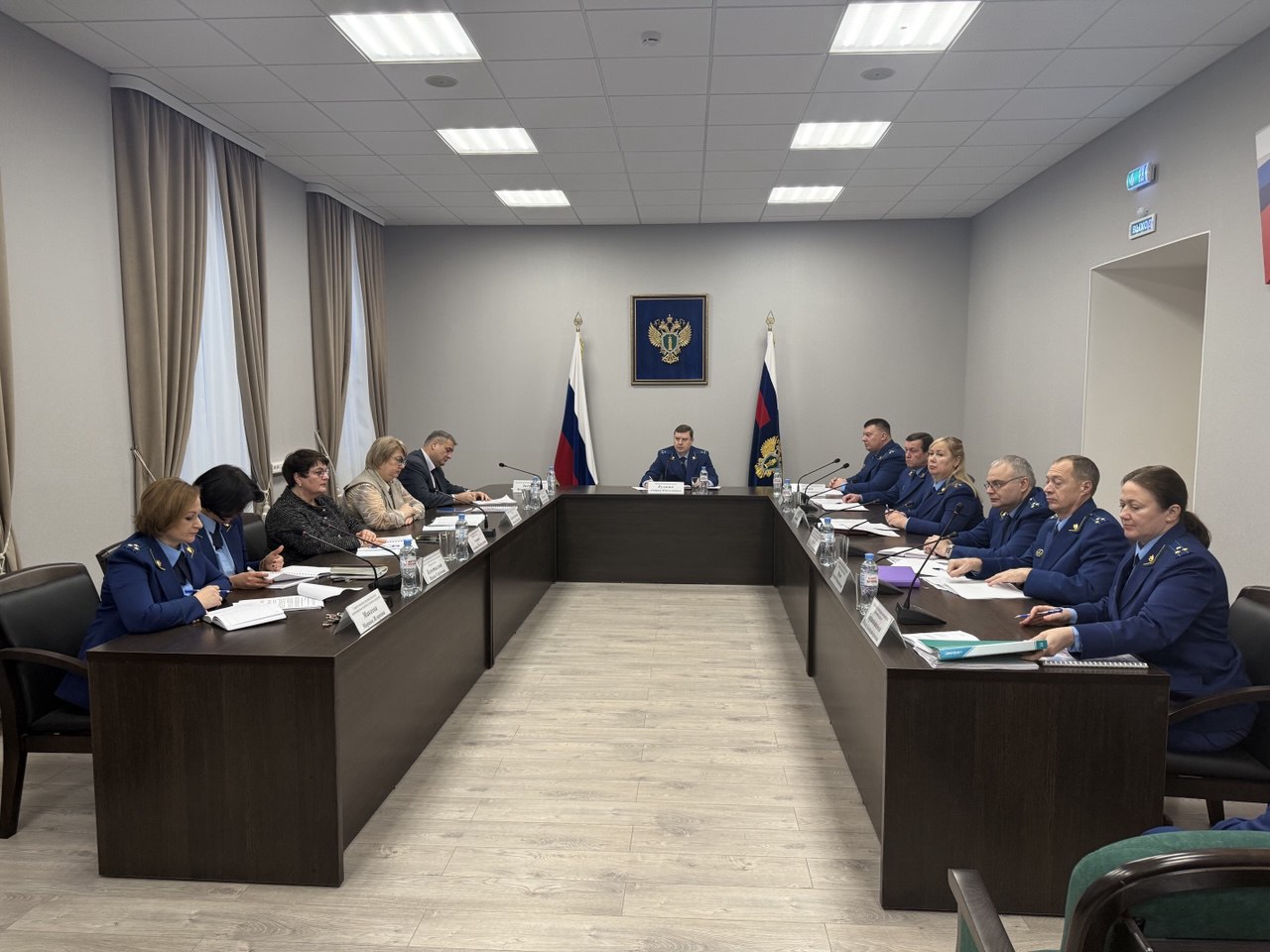 В прокуратуре Тамбовской области состоялось заседание коллегии «О состоянии законности и практике прокурорского надзора за исполнением органами государственной власти области, органами местного самоуправления... В прокуратуре Тамбовской области состоялось заседание коллегии «О состоянии законности и практике прокурорского надзора за исполнением органами государственной власти области, органами местного самоуправления...