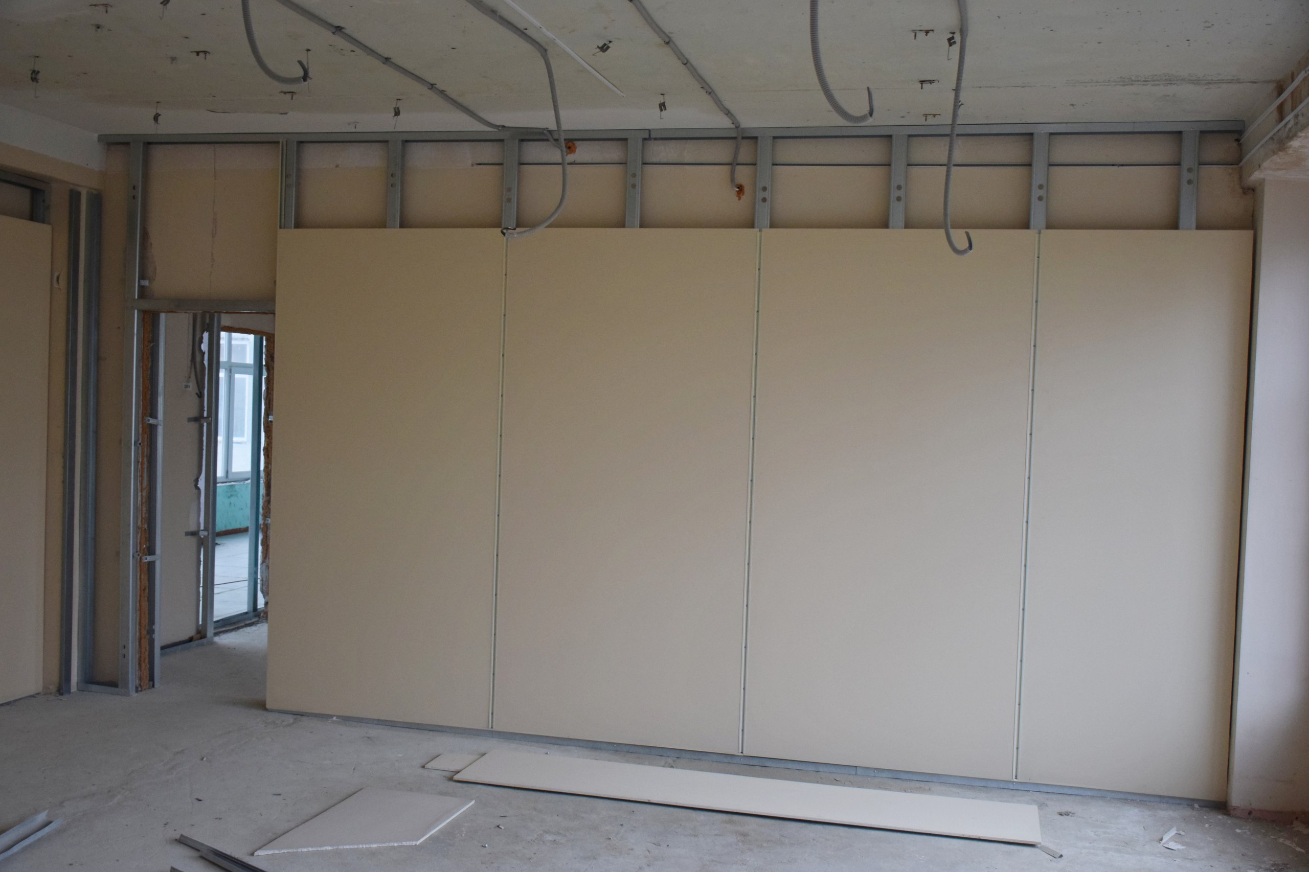 В Тамбове до конца календарного года капитальный ремонт должен быть завершён в трёх корпусах школ: № 21, № 22 и № 24. Работы ведутся в рамках национального проекта «Молодёжь и дети» В Тамбове до конца календарного года капитальный ремонт должен быть завершён в трёх корпусах школ: № 21, № 22 и № 24. Работы ведутся в рамках национального проекта «Молодёжь и дети»