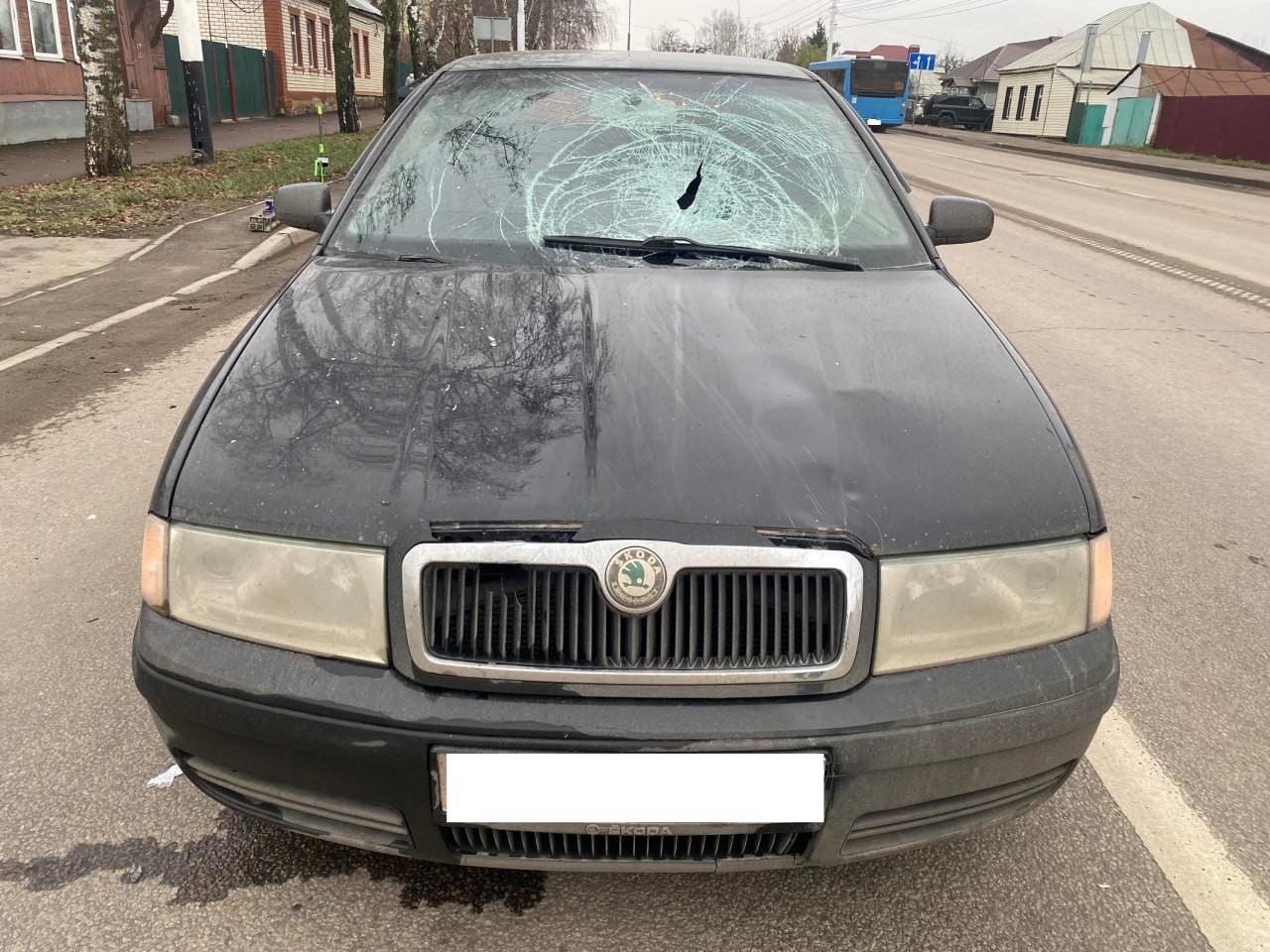 24 ноября в 9 часов 40 минут на 5 километре автодороги «Каспий-Новокозьмодемьяновское-Хобот-Богоявленское» на территории Первомайского муниципального округа, мужчина 1993 года рождения, управляя автомобилем «Mercedes-Benz» в... 24 ноября в 9 часов 40 минут на 5 километре автодороги «Каспий-Новокозьмодемьяновское-Хобот-Богоявленское» на территории Первомайского муниципального округа, мужчина 1993 года рождения, управляя автомобилем «Mercedes-Benz» в...