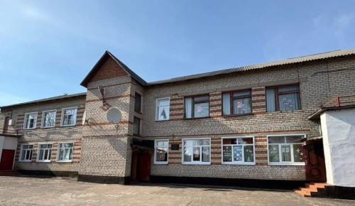 Поручение газифицировать школу в селе Хоботово Первомайского округа, а также построить здесь спортзал, глава области Евгений Первышов дал главе Первомайского муниципального округа Роману Рыжкову в ходе своей рабочей поездки...