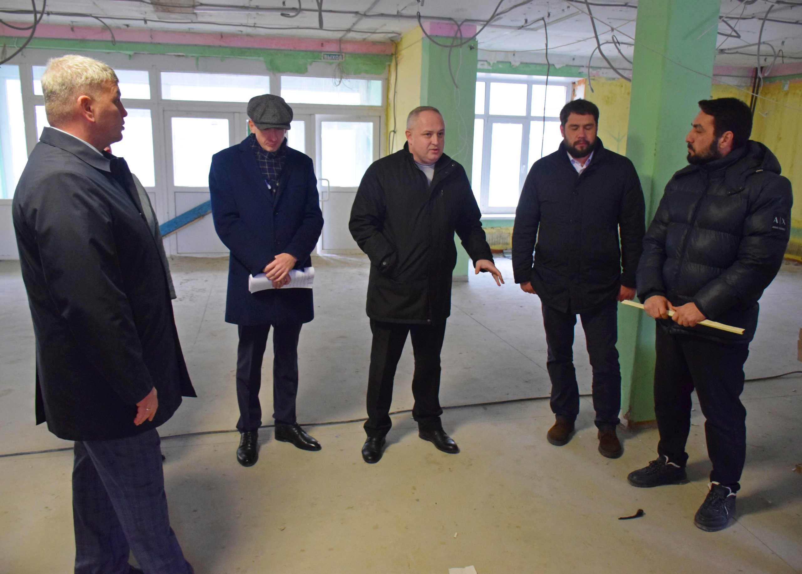 В Тамбове до конца календарного года капитальный ремонт должен быть завершён в трёх корпусах школ: № 21, № 22 и № 24. Работы ведутся в рамках национального проекта «Молодёжь и дети»