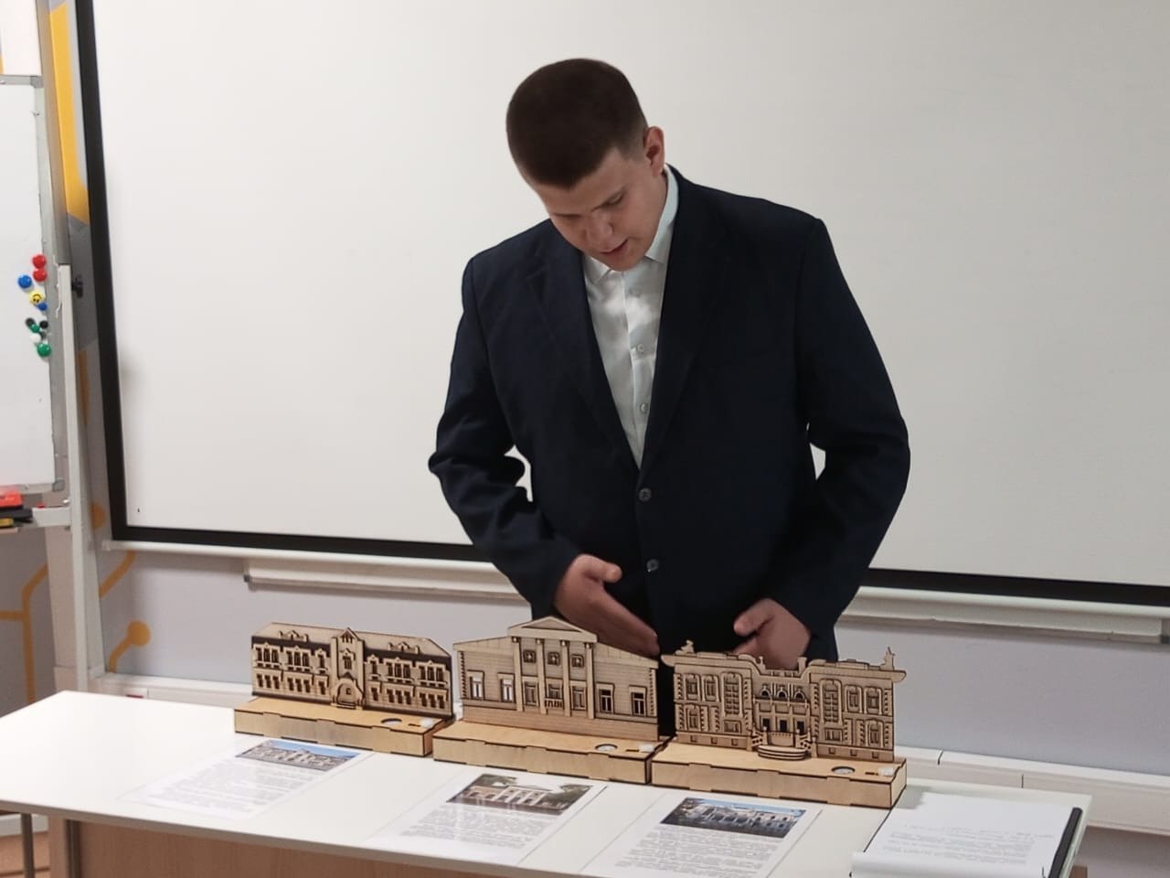 Юные инженеры Центра дополнительного образования детей стали лауреатами I степени финального этапа Всероссийского открытого фестиваля научно-технического творчества учащихся «Траектория технической мысли- 2025» Юные инженеры Центра дополнительного образования детей стали лауреатами I степени финального этапа Всероссийского открытого фестиваля научно-технического творчества учащихся «Траектория технической мысли- 2025»