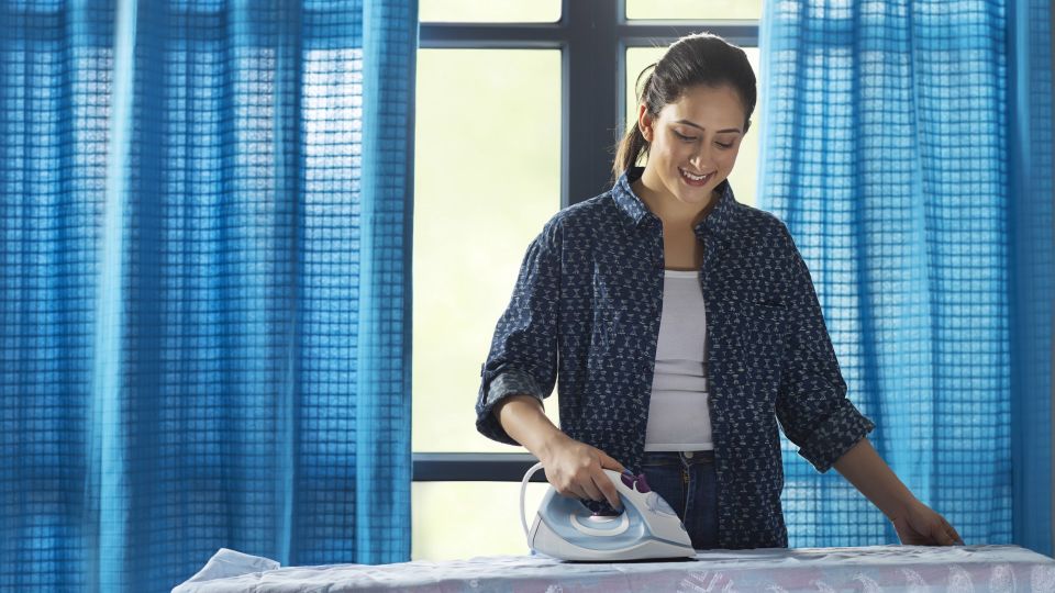 Все гениальное просто: с этим лайфхаком вы полюбите гладить постельное белье