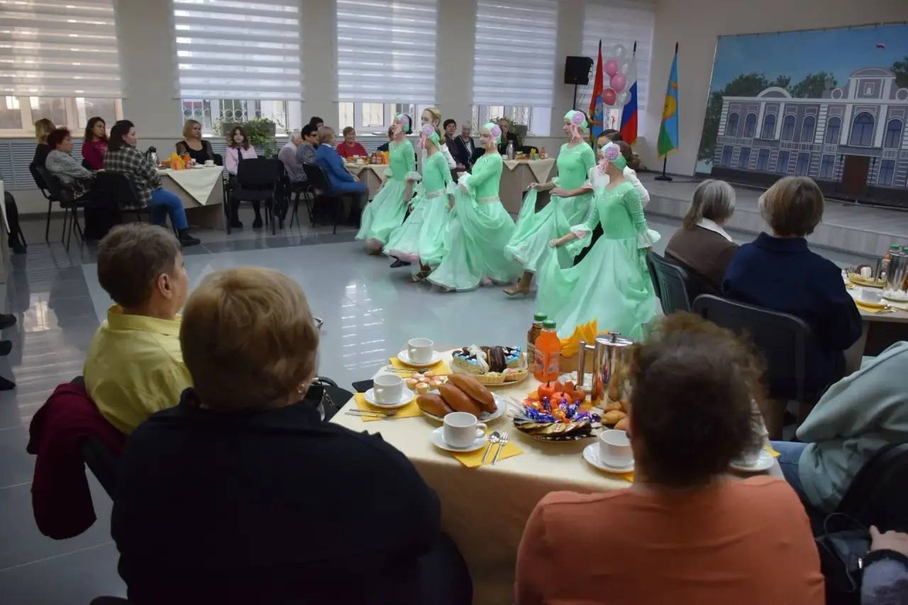 Накануне Дня матери в Тамбове состоялось праздничное мероприятие «От сердца к сердцу» Накануне Дня матери в Тамбове состоялось праздничное мероприятие «От сердца к сердцу»