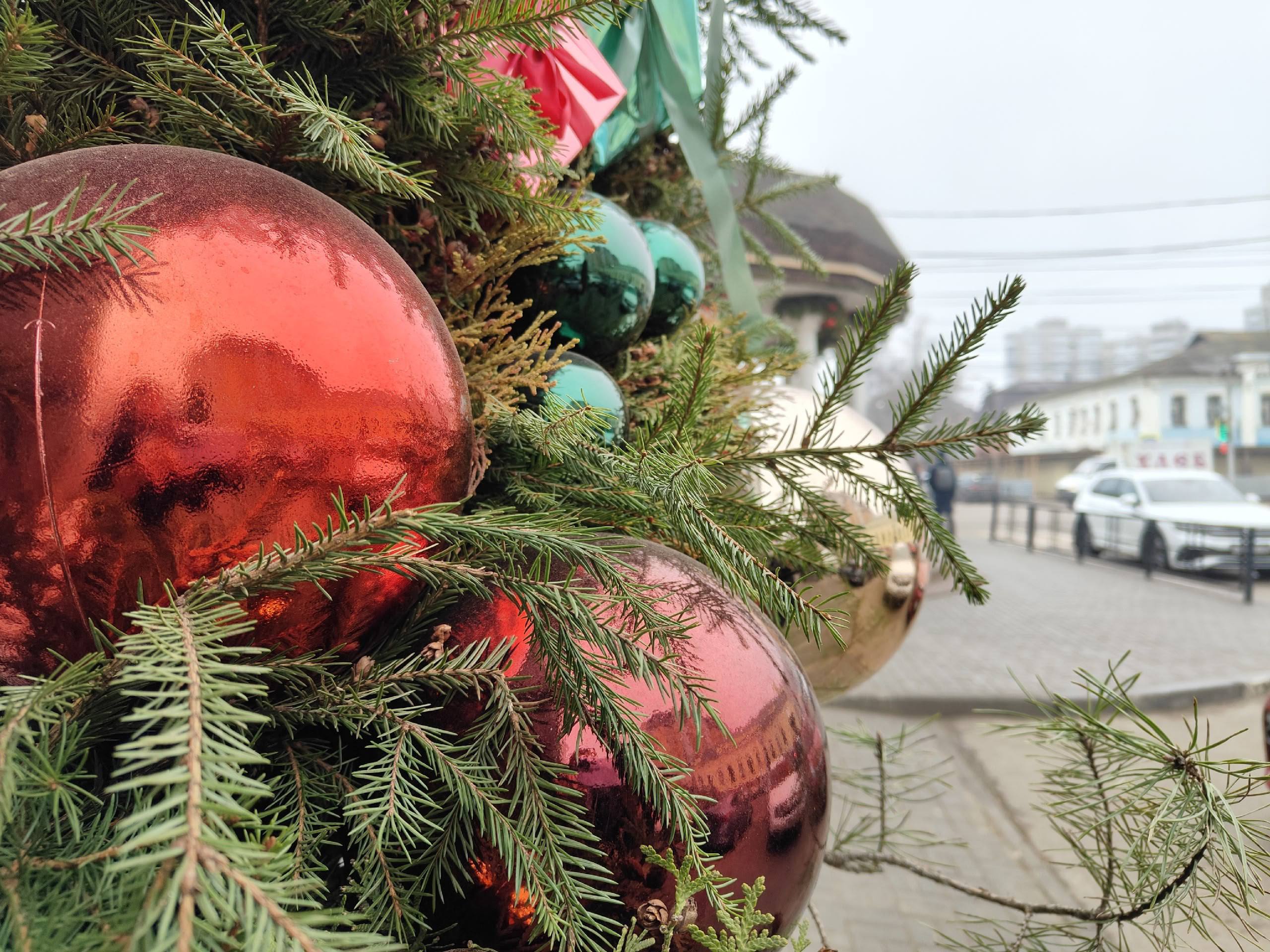 Тамбов постепенно погружается в новогоднее настроение Тамбов постепенно погружается в новогоднее настроение