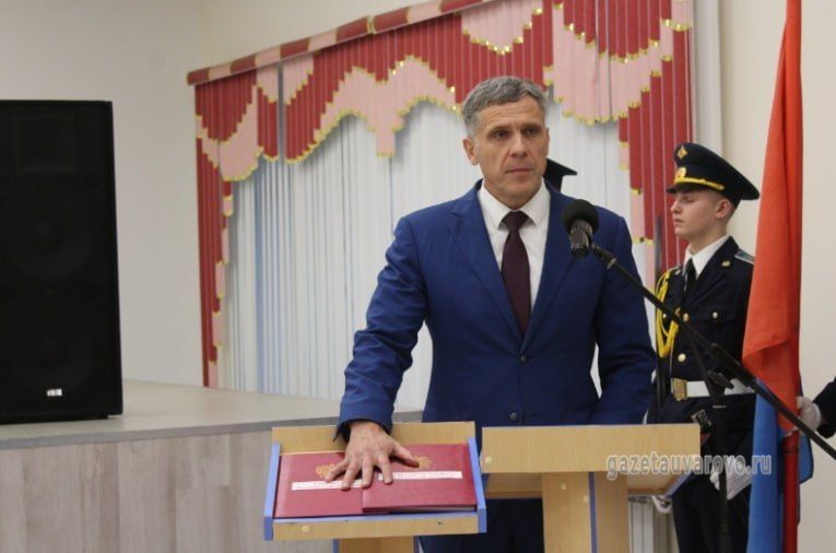 Владислав Денисов переизбран на должность главы города Уварово