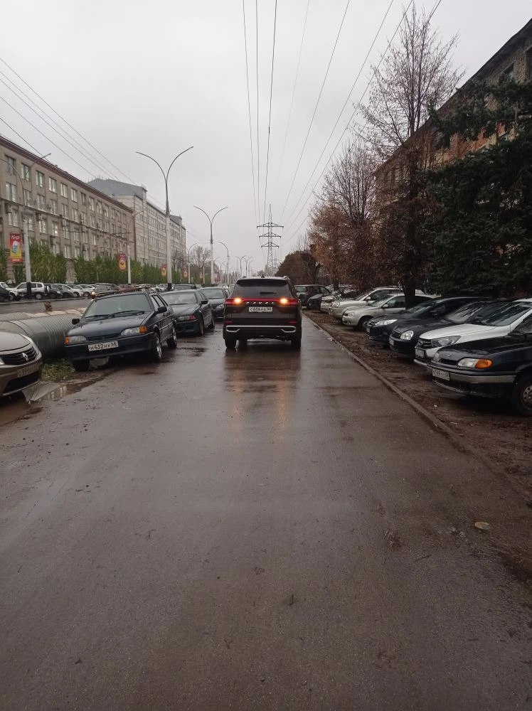 На Моршанском шоссе составили около 10 протоколов за нарушения правил парковки На Моршанском шоссе составили около 10 протоколов за нарушения правил парковки