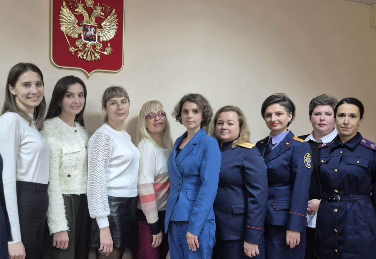В преддверии Дня матери в следственном управлении СК России по Тамбовской области состоялось заседание Женского совета