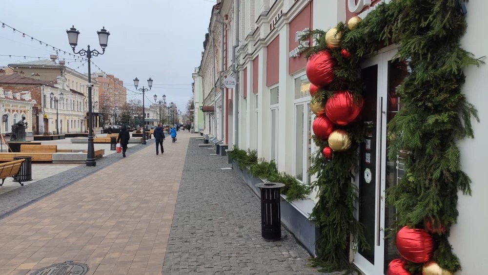 С каждым днем Тамбов все больше погружается в атмосферу предстоящих новогодних праздников С каждым днем Тамбов все больше погружается в атмосферу предстоящих новогодних праздников