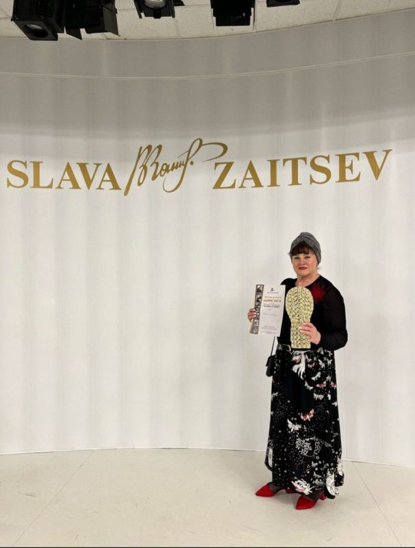 Тамбовчанка вошла в ТОП-3 победителей на Всероссийском конкурсе дизайнеров головных уборов