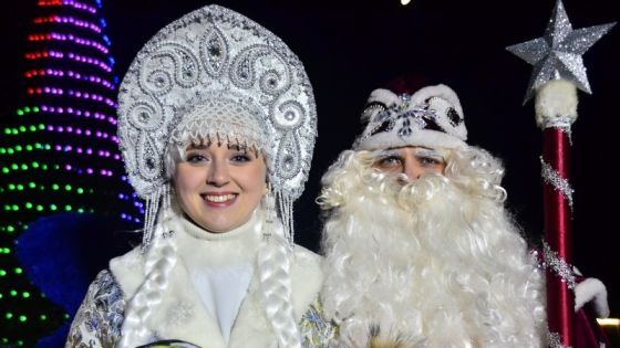 Из-за тёплой погоды первую новогоднюю ёлку в Тамбове откроют позже обычного Из-за тёплой погоды первую новогоднюю ёлку в Тамбове откроют позже обычного