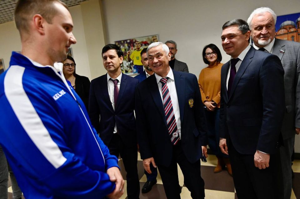 4 декабря в Тамбовской области состоялось открытие демонстрационно-просветительского Центра по адаптивному спорту 4 декабря в Тамбовской области состоялось открытие демонстрационно-просветительского Центра по адаптивному спорту