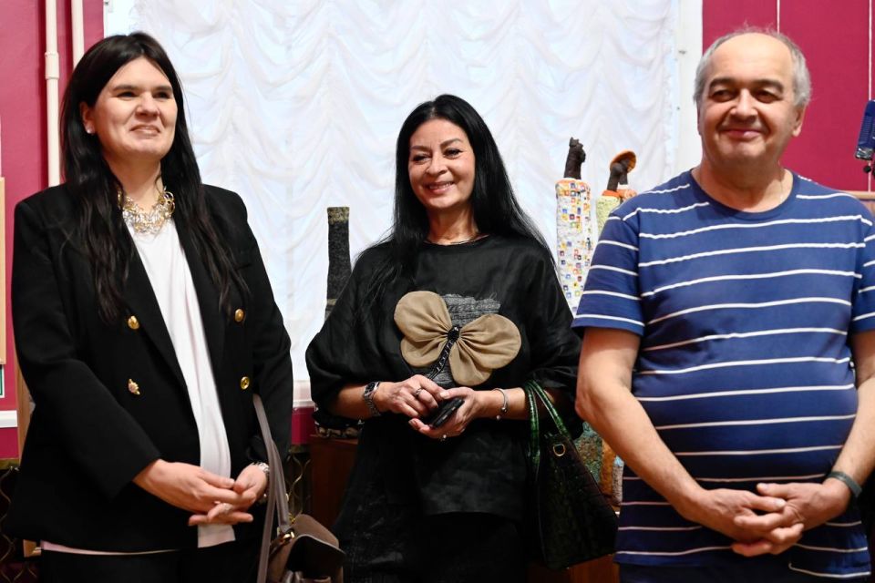 В Тамбове открылась выставка работ художника Александра Стрыгина В Тамбове открылась выставка работ художника Александра Стрыгина