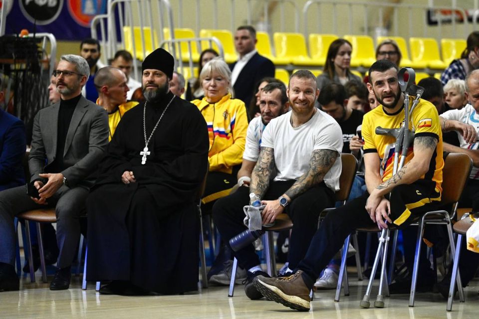 4 декабря в спортивно-тренировочном центре «Тамбов» состоялся второй Паралимпийский урок для ветеранов специальной военной операции и членов их семей 4 декабря в спортивно-тренировочном центре «Тамбов» состоялся второй Паралимпийский урок для ветеранов специальной военной операции и членов их семей