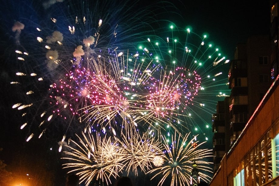 Евгений Первышов попросил тамбовчан воздержаться от фейерверка в грядущие новогодние праздники