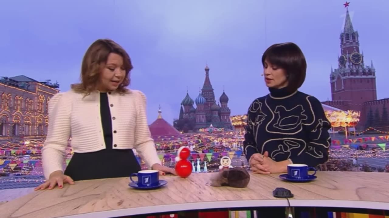 Как котовская неваляшка стала символом Национального центра «Россия», рассказали на Первом канале