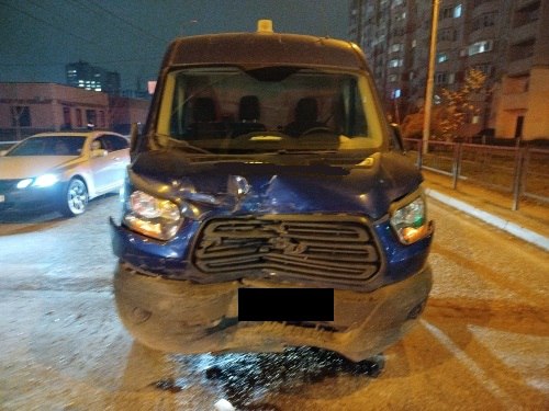 5 декабря в 19 часов 20 минут в районе дома №4 по улице Агапкина города Тамбова, водитель автомобиля «Ford Transit», мужчина 1993 года рождения, по неустановленной причине не обеспечил необходимую дистанцию и допустил... 5 декабря в 19 часов 20 минут в районе дома №4 по улице Агапкина города Тамбова, водитель автомобиля «Ford Transit», мужчина 1993 года рождения, по неустановленной причине не обеспечил необходимую дистанцию и допустил...