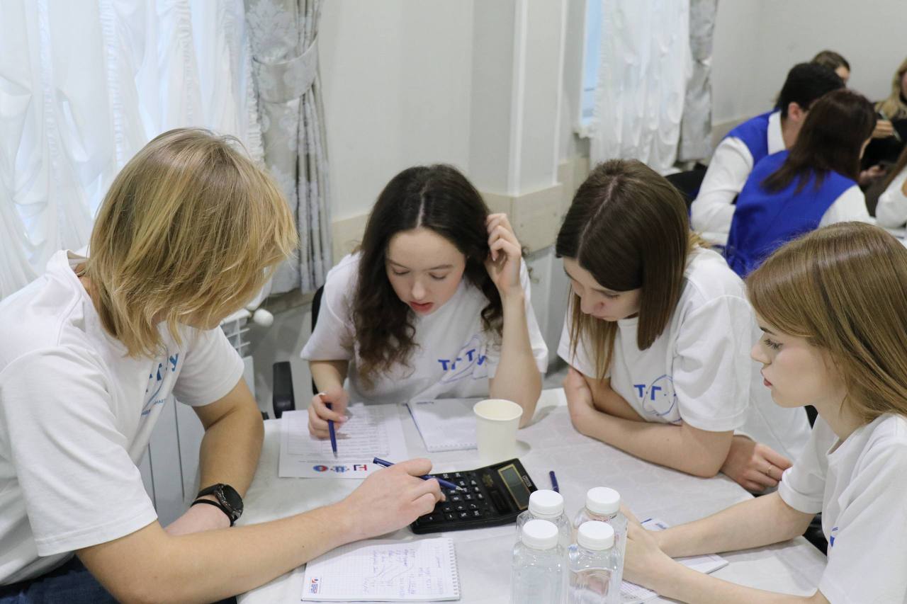 Деловая игра включает в себя 7 раундов: Деловая игра включает в себя 7 раундов: