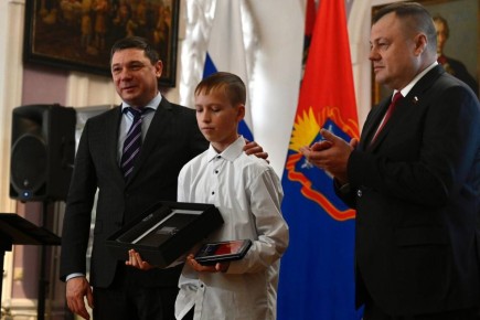 В Тамбове чествовали родителей бойцов СВО и детей-героев