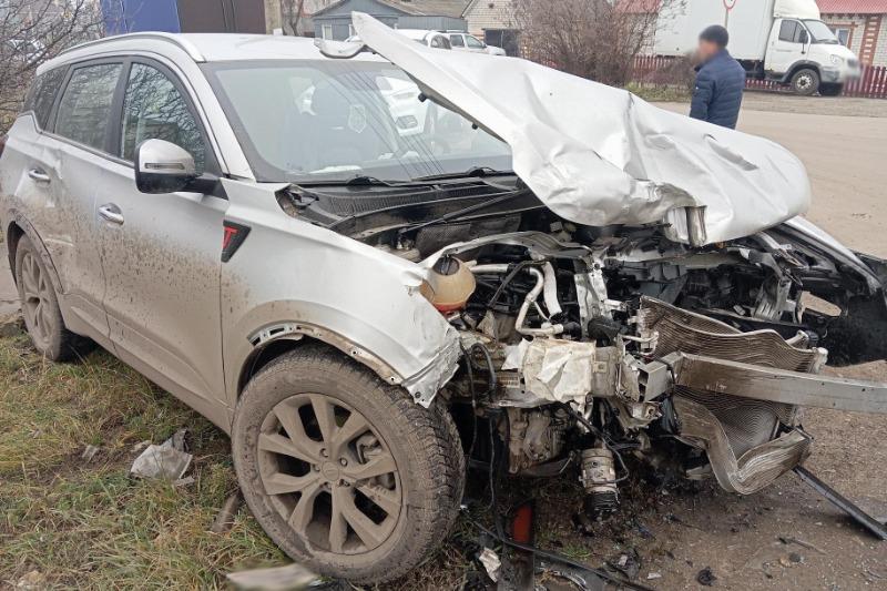 Мужчина попал в больницу после ДТП на Лысогорской в Тамбове