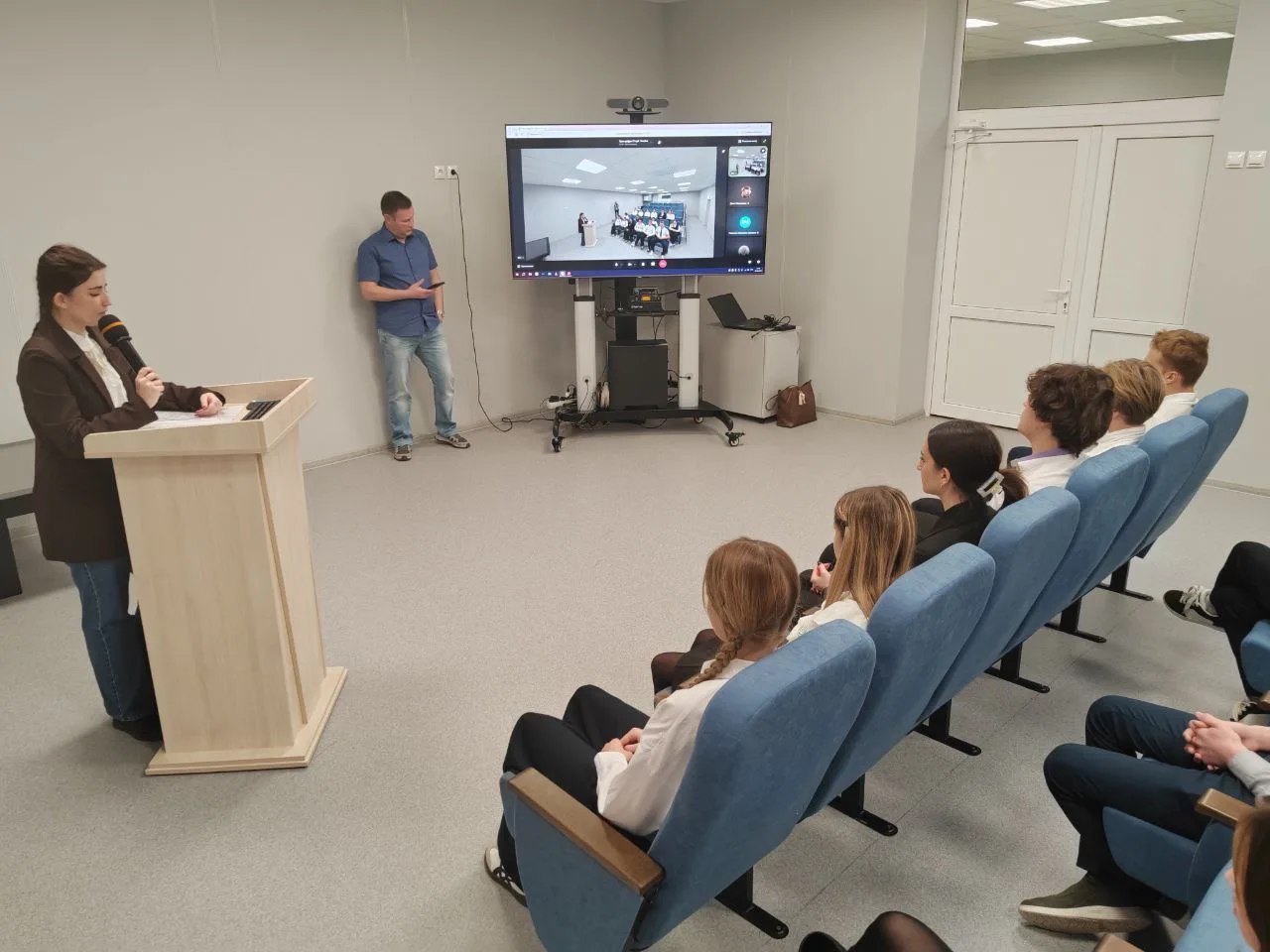 9 декабря в Тамбове прошел региональный «Урок цифры» 9 декабря в Тамбове прошел региональный «Урок цифры»