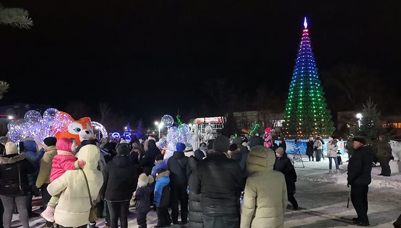 Новогодняя ёлка у "Пигмента" откроется 12 декабря (0+)