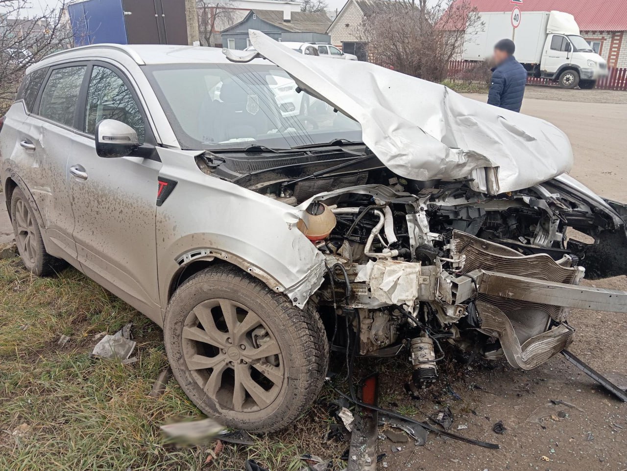 8 декабря в 10 часов 20 минут в районе дома №19 по улице Лысогорская города Тамбова водитель автомобиля «Chery Tiggo», женщина 1956 года рождения, на нерегулируемом перекрестке неравнозначных дорог при выезде со... 8 декабря в 10 часов 20 минут в районе дома №19 по улице Лысогорская города Тамбова водитель автомобиля «Chery Tiggo», женщина 1956 года рождения, на нерегулируемом перекрестке неравнозначных дорог при выезде со...