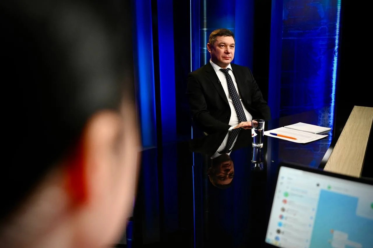 На «Прямую линию» с главой региона Евгением Первышовым обратилась глава Новоайдарского муниципального округа Луганской Народной Республики Марина Филиппова