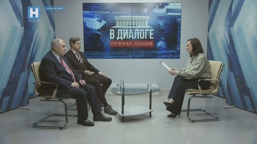 Открывают эфир в нашей студии Ольга Митрофанова и политологи Владимир Пеньков и Илья Хабаров