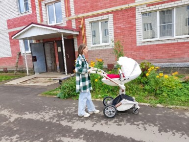 1 Бесплатные социальные няни помогают многодетным семьям в Тамбовской области