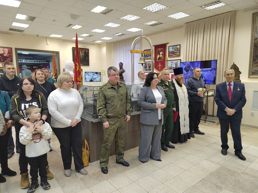 В музейно-выставочном центре Тамбовской области организовали торжественные проводы для призывников, которые будут служить в одной из самых элитных военных частей – в Президентском полку В музейно-выставочном центре Тамбовской области организовали торжественные проводы для призывников, которые будут служить в одной из самых элитных военных частей – в Президентском полку