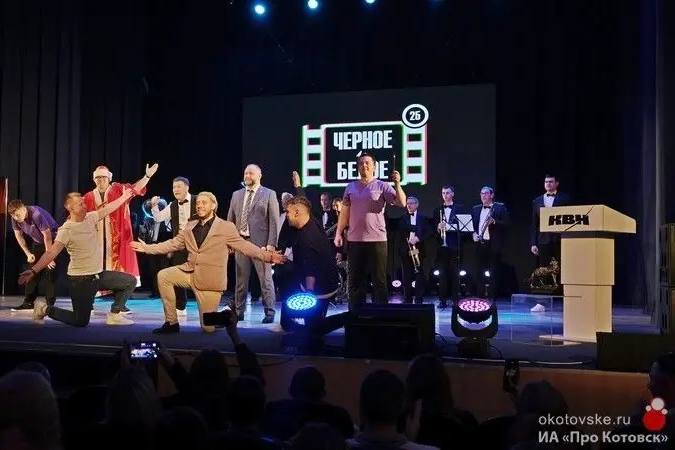 Команды из Тамбовской области заняли первое и второе места в финале Центральной юго-западной лиги КВН Команды из Тамбовской области заняли первое и второе места в финале Центральной юго-западной лиги КВН