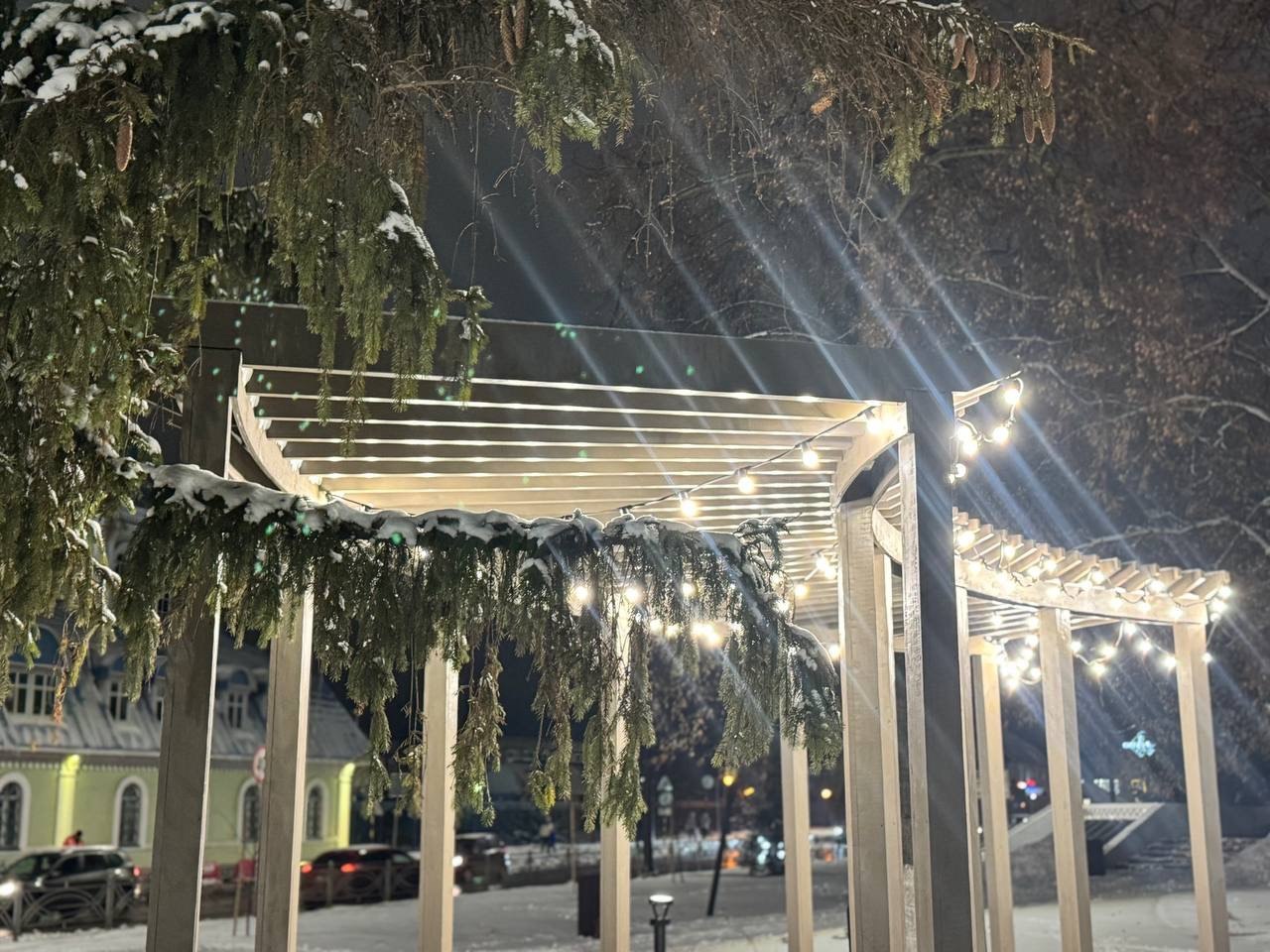 Это кадры Центральной площади в Рассказове, где завершается реализация масштабного проекта по благоустройству Это кадры Центральной площади в Рассказове, где завершается реализация масштабного проекта по благоустройству