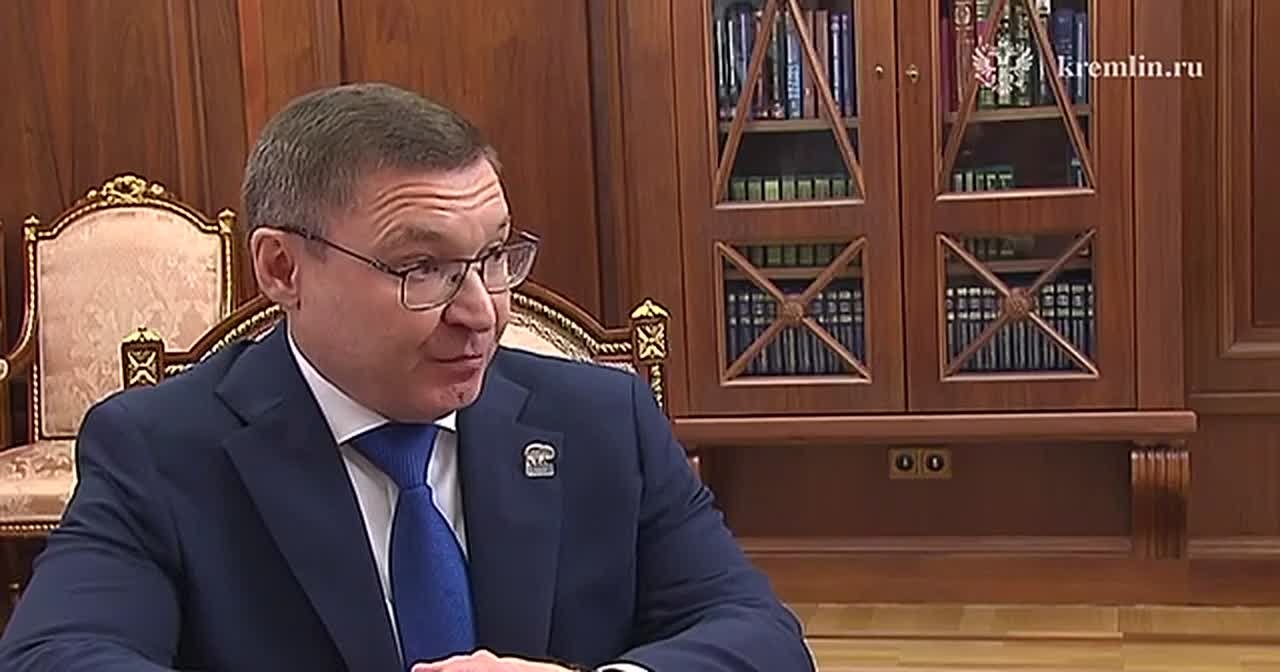 Владимир Путин: «Поскольку в органы власти приходят люди, которые сами воевали, они будут держать вопрос поддержки военнослужащих и их семей на особом контроле»