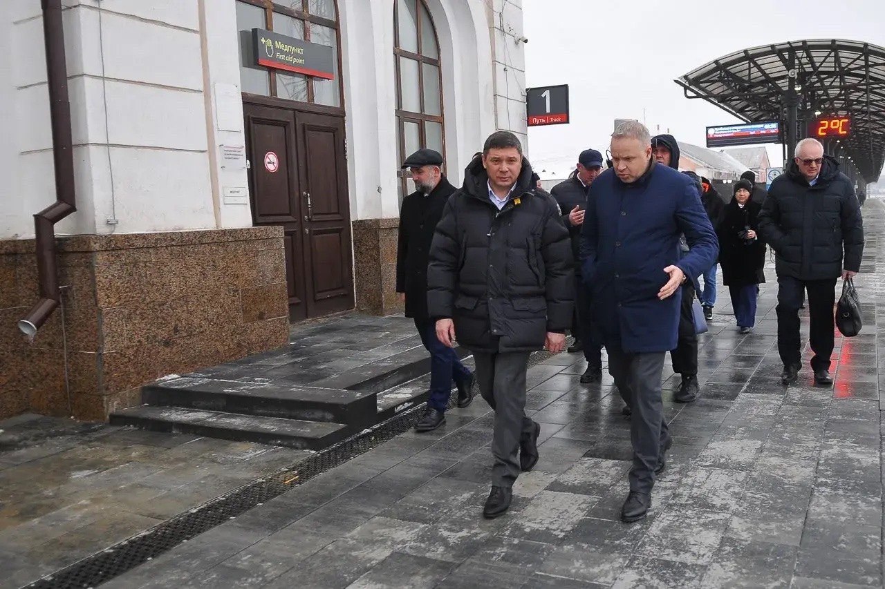 Глава Тамбовской области Евгений Первышов и начальник Юго-Восточной железной дороги Игорь Наталенко обсудили итоги совместной работы и обозначил планы на 2026 год