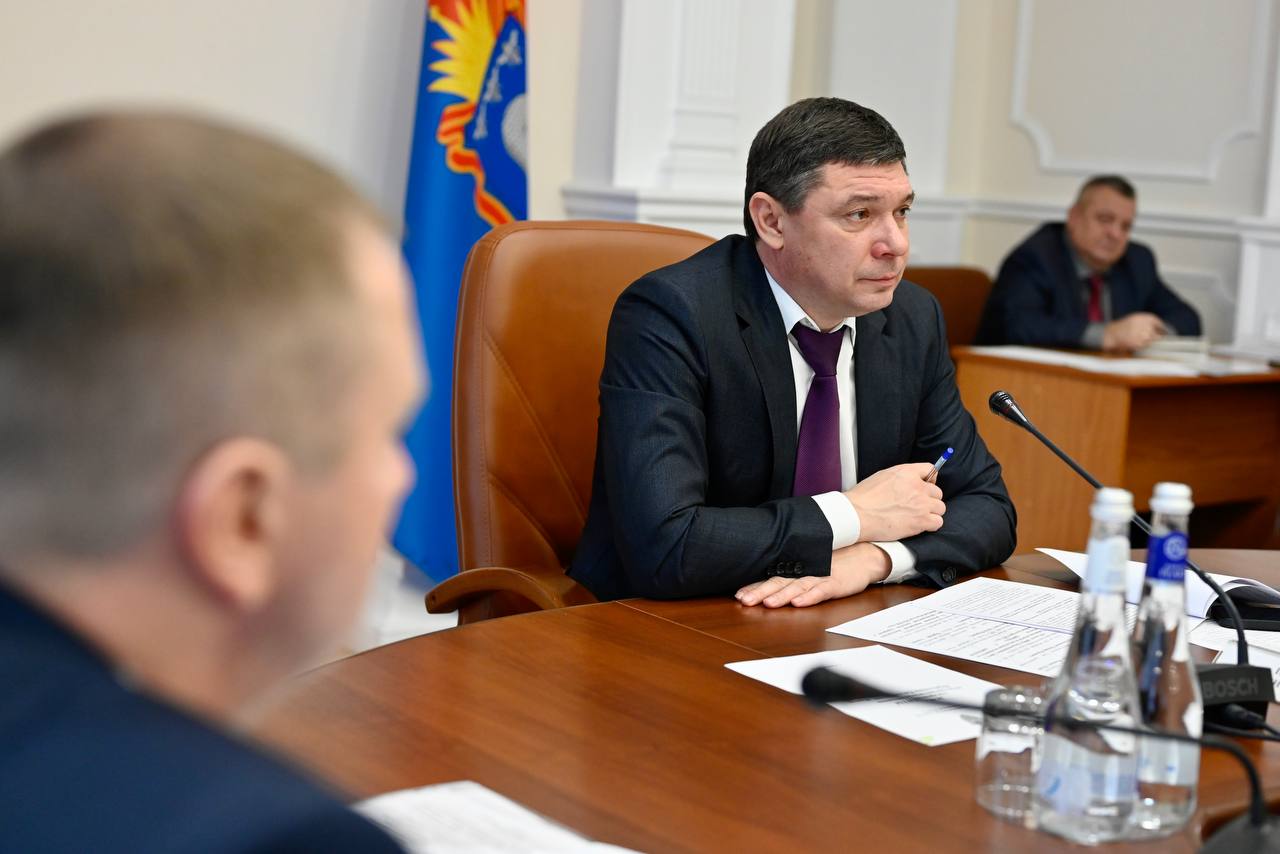 Глава региона Евгений Первышов провел совместное заседание антитеррористической комиссии в Тамбовской области и оперативного штаба, на котором поручил усилить меры по обеспечению безопасности граждан во время новогодних и... Глава региона Евгений Первышов провел совместное заседание антитеррористической комиссии в Тамбовской области и оперативного штаба, на котором поручил усилить меры по обеспечению безопасности граждан во время новогодних и...