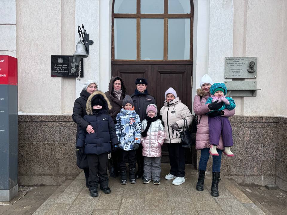 Волшебный «Поезд Деда Мороза» прибыл в Тамбов Волшебный «Поезд Деда Мороза» прибыл в Тамбов